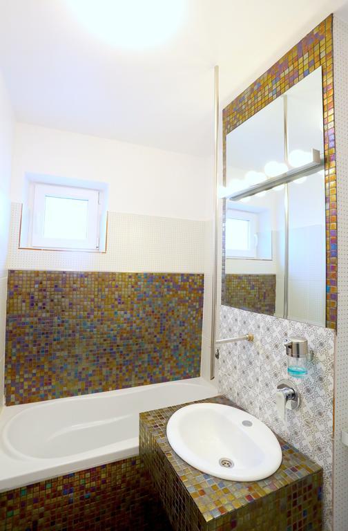 Soho Apartment Near Ceronav กาลาจิ ภายนอก รูปภาพ